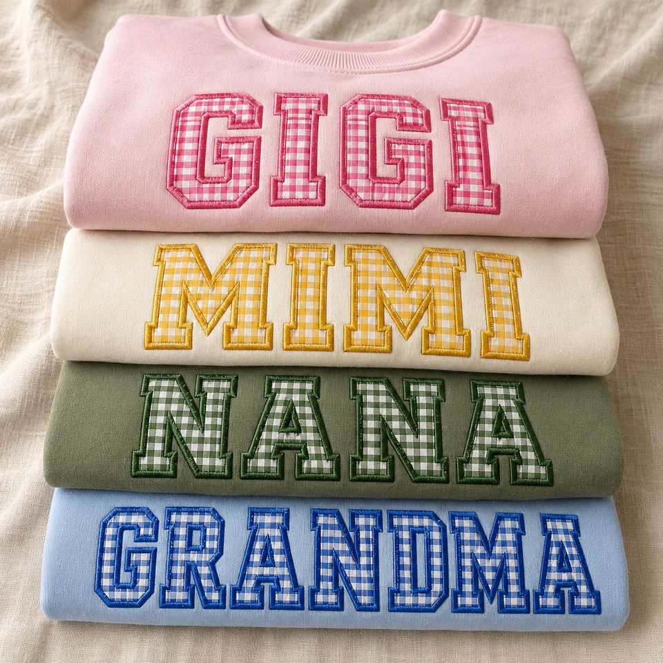 Personalized Grandma Sweatshirt With Gingham Applique Letters, Custom Gigi Mimi Nana Crewneck, Embroidered Grandma Gift for Her