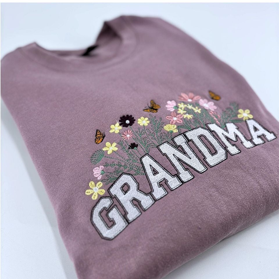 Embroidered Grandma Sweatshirt Soft Present for Matriarch Birthday Gift Floral Top with Butterflies Flower Design Cozy Sweater Large Size