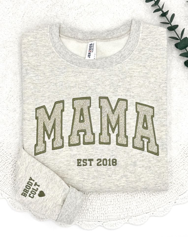 Custom Glitter Embroidered Mama Sweatshirt: Personalized Kids' Names