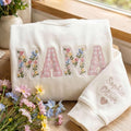 EMBROIDERED Gingham Appliqu Mama Sweatshirt, Birthday Gift For Mom, Floral Mama Crewneck, Custom Name Mom Sweater, Best Gift For Mom
