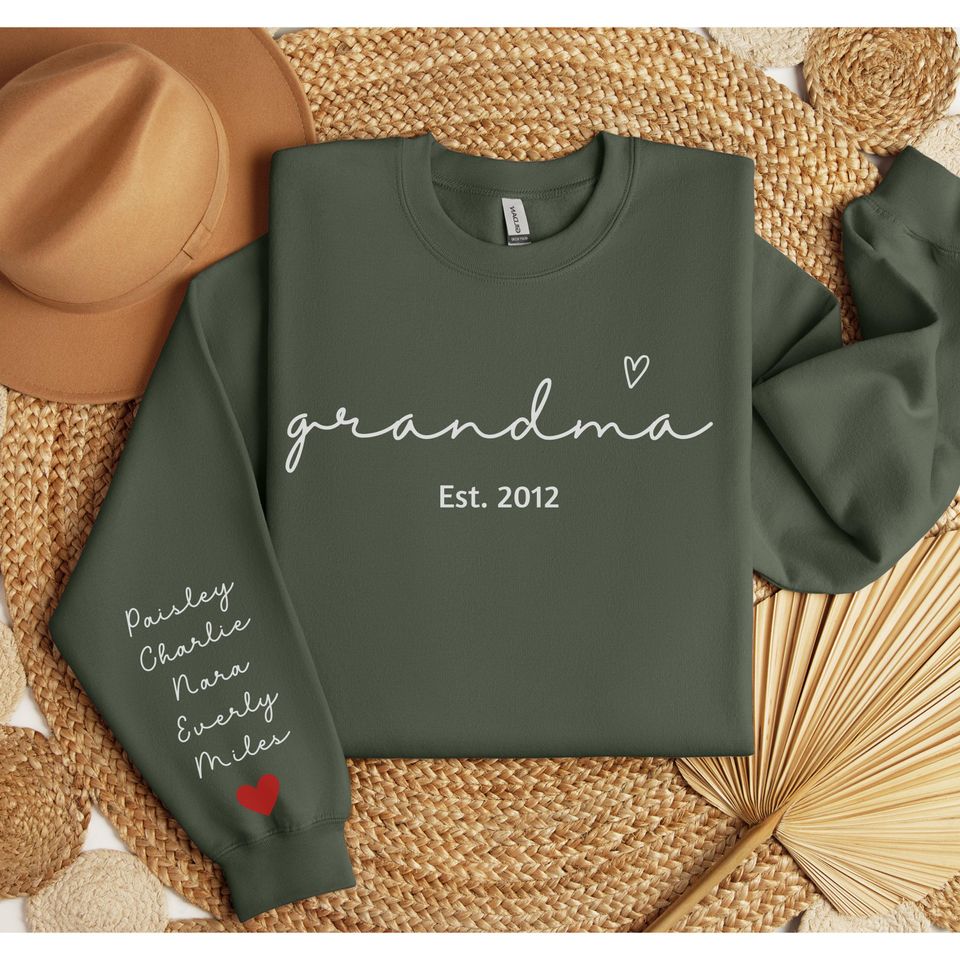 Personalized Grandma Sweatshirt, Grandma Sweatshirt Est Year with Grandkids Names on Sleeve, Birthday Gift for Grandma, New Grandma Sweater