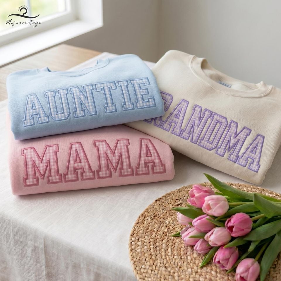 Embroidered Gingham Grandma Mama Auntie Sweatshirt, Cute Checkered Mama Shirt, Mother's Day Gift, Grandma To Be Shirt, Cute Auntie Shirt.