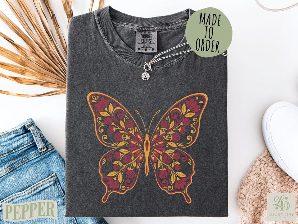 Vintage Botanical Pressed Flower Comfort Colors Shirt, Retro Floral Butterfly Back Print Top, Cute Cottagecore Nature Gift Tee for Her