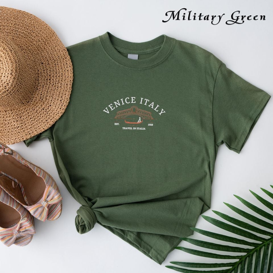 Embroidered Venice Italy T-Shirt, Gift for Travel Lover Shirt, Italian Fashion, Venice Architecture, Travel In Italy Shirt