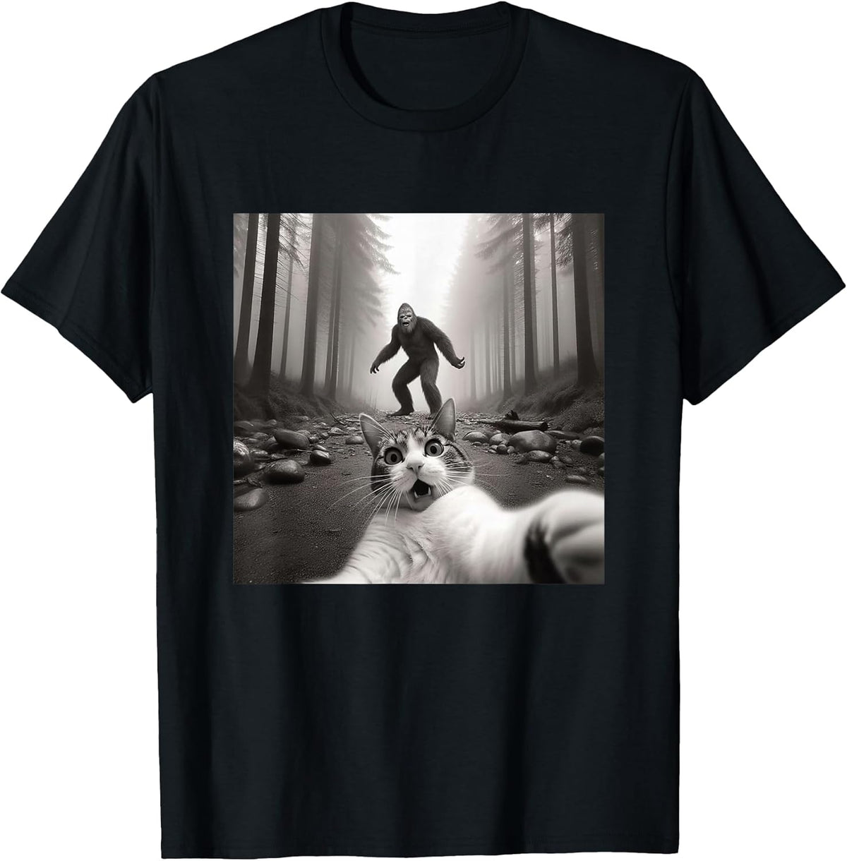Funny Surprised Scared Cat Selfie with Sasquatsch Bigfoot T-Shirt