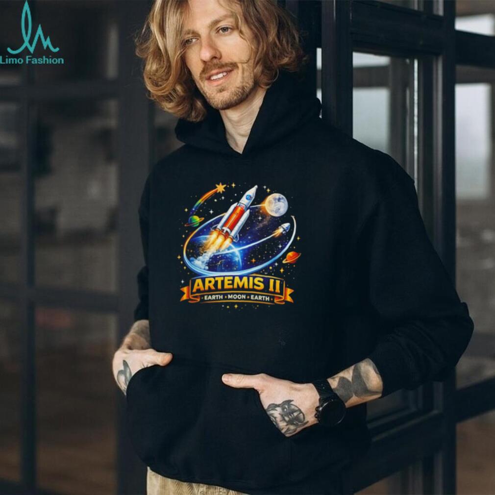 Artemis II Earth Moon Earth Space Exploration Rocket T Shirt
