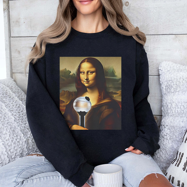 BTS J-hope Mona Lisa Holding ARMY Bomb T Shirt