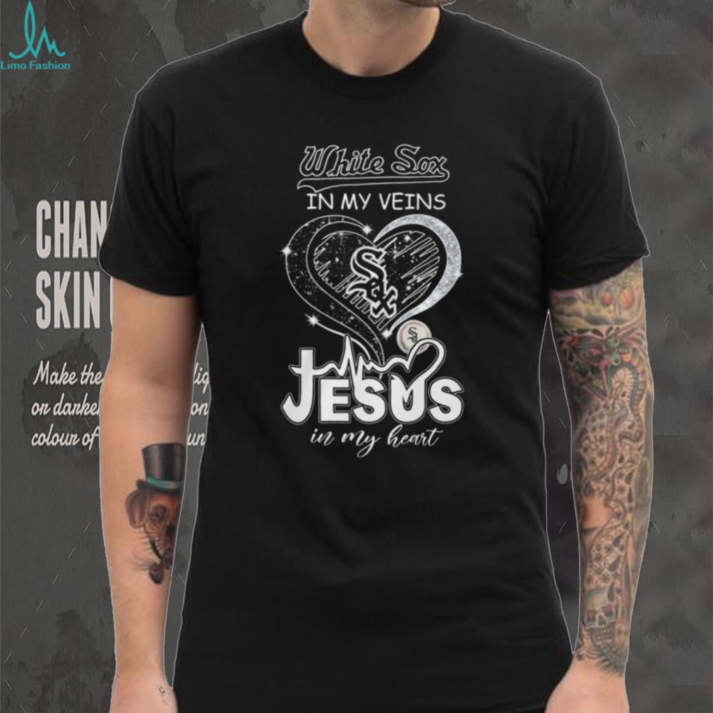 Chicago White Sox In My Veins Jesus In My Heart Heartbeat T Shirt