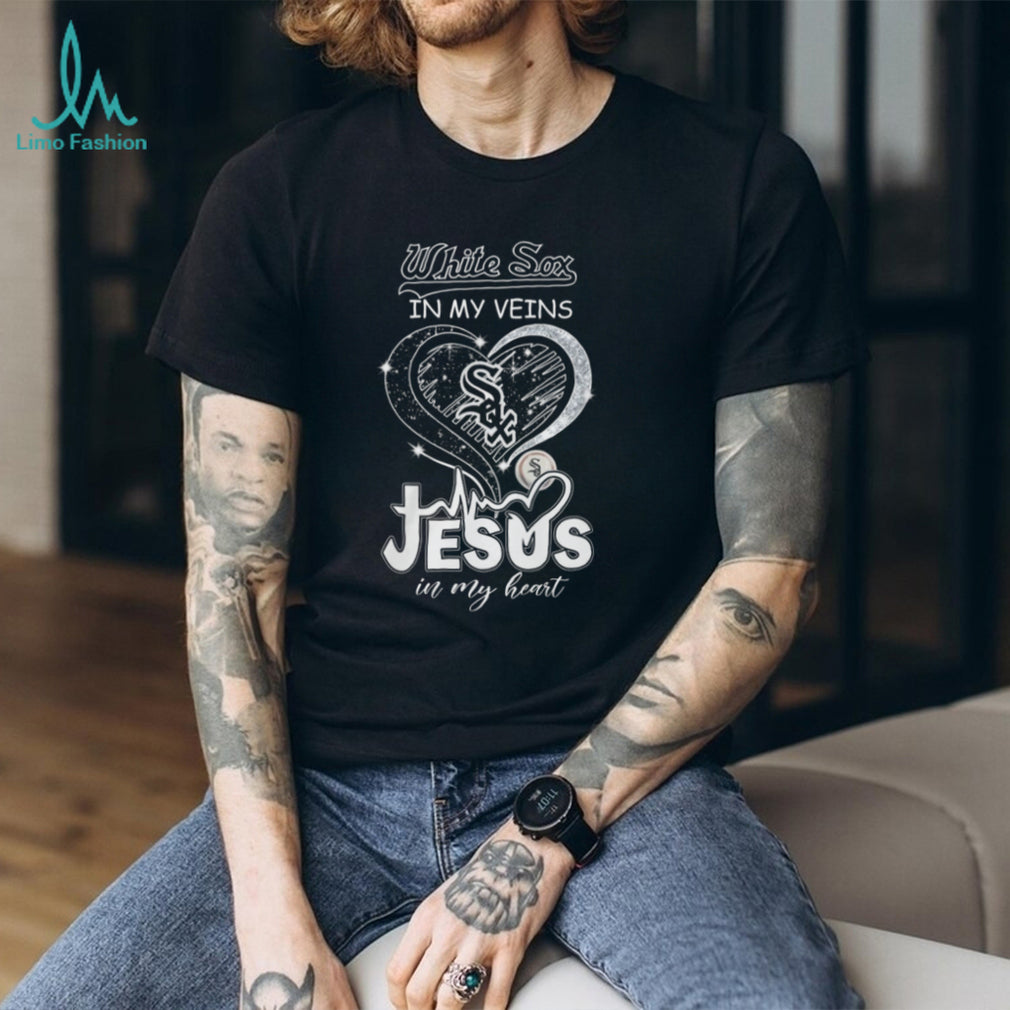 Chicago White Sox In My Veins Jesus In My Heart Heartbeat T Shirt