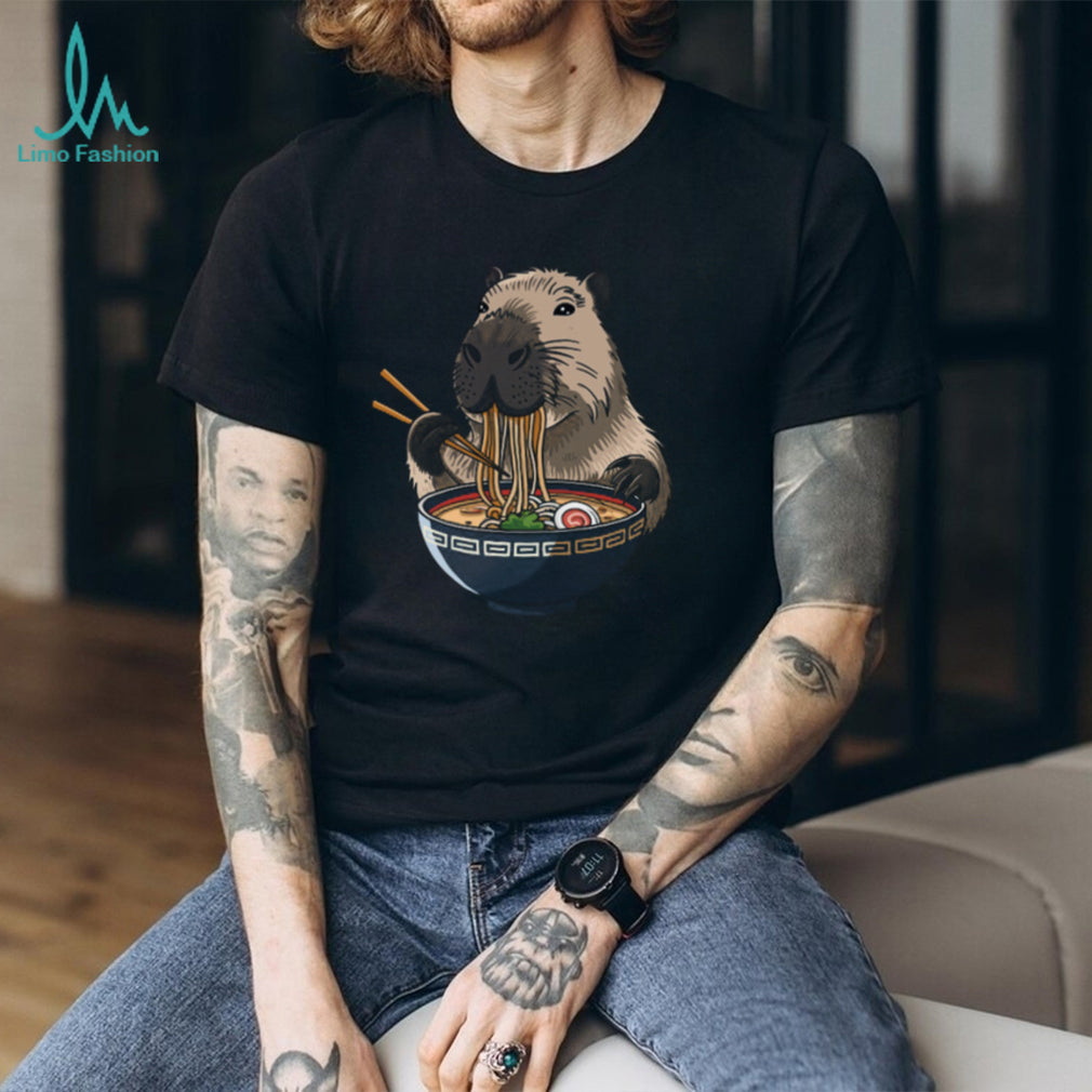 Cute Capybara Eating Ramen Noodles Japanese Style T Shirt