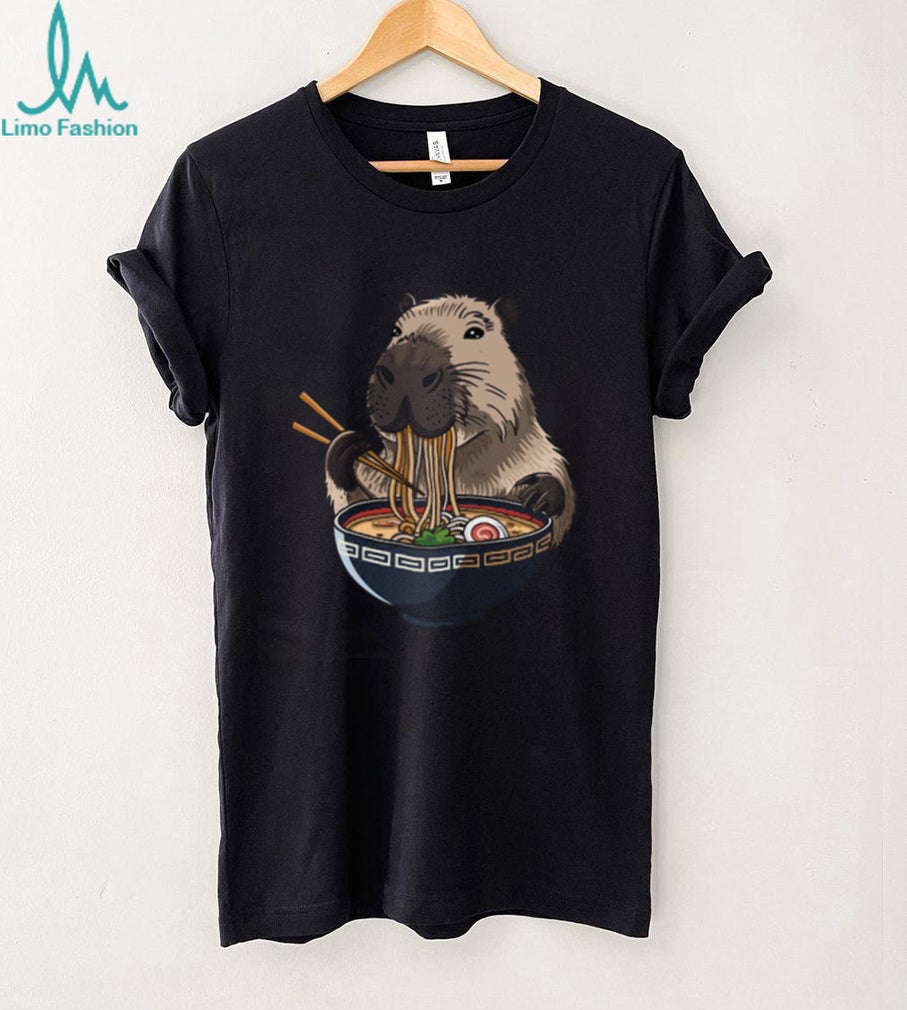 Cute Capybara Eating Ramen Noodles Japanese Style T Shirt