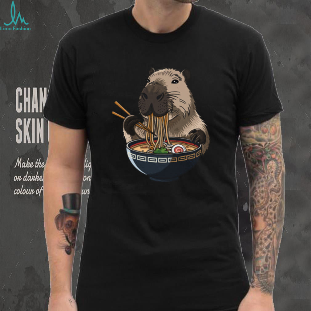 Cute Capybara Eating Ramen Noodles Japanese Style T Shirt