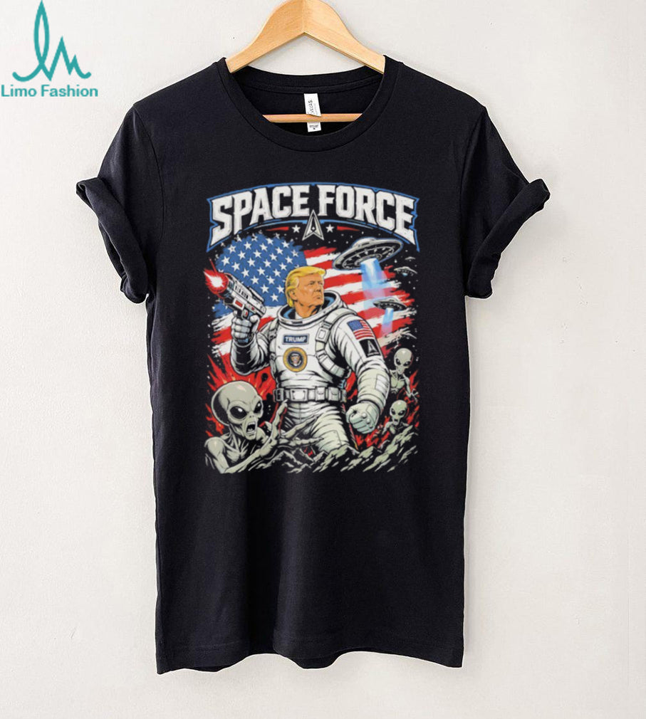 Donald Trump Space Force Alien Invasion Patriotic American Flag Vintage Men Fans T Shirt