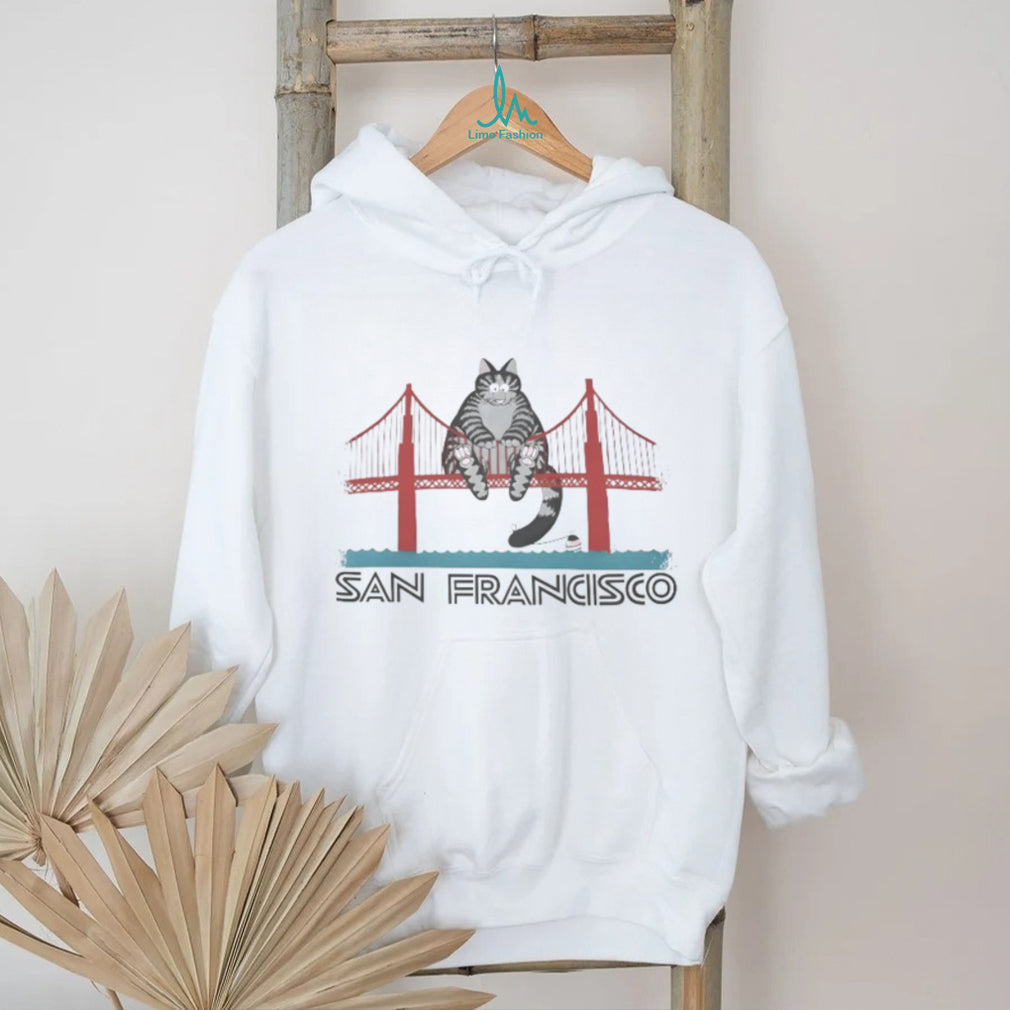 Fat Cat Sitting on Golden Gate Bridge San Francisco Souvenir T Shirt
