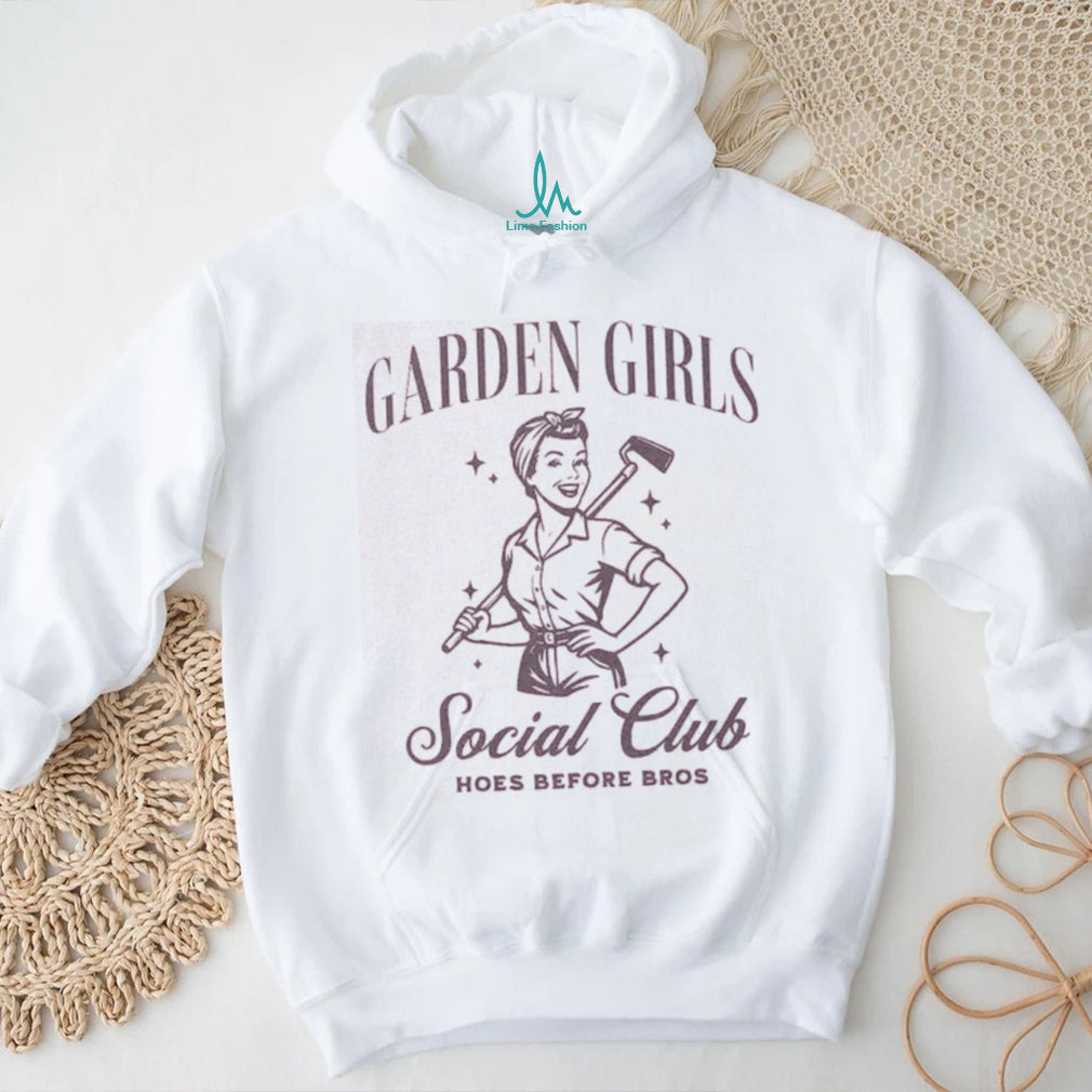 Garden Girls Social Club Hoes Before Bros Retro Style T shirt