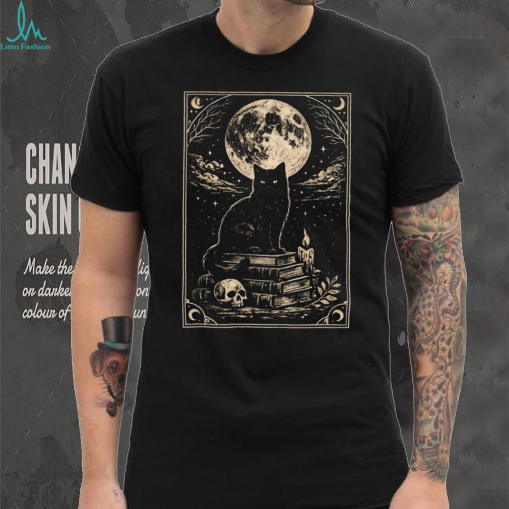Gothic Black Cat on Ancient Books Full Moon Occult Dark Academia T Shirt