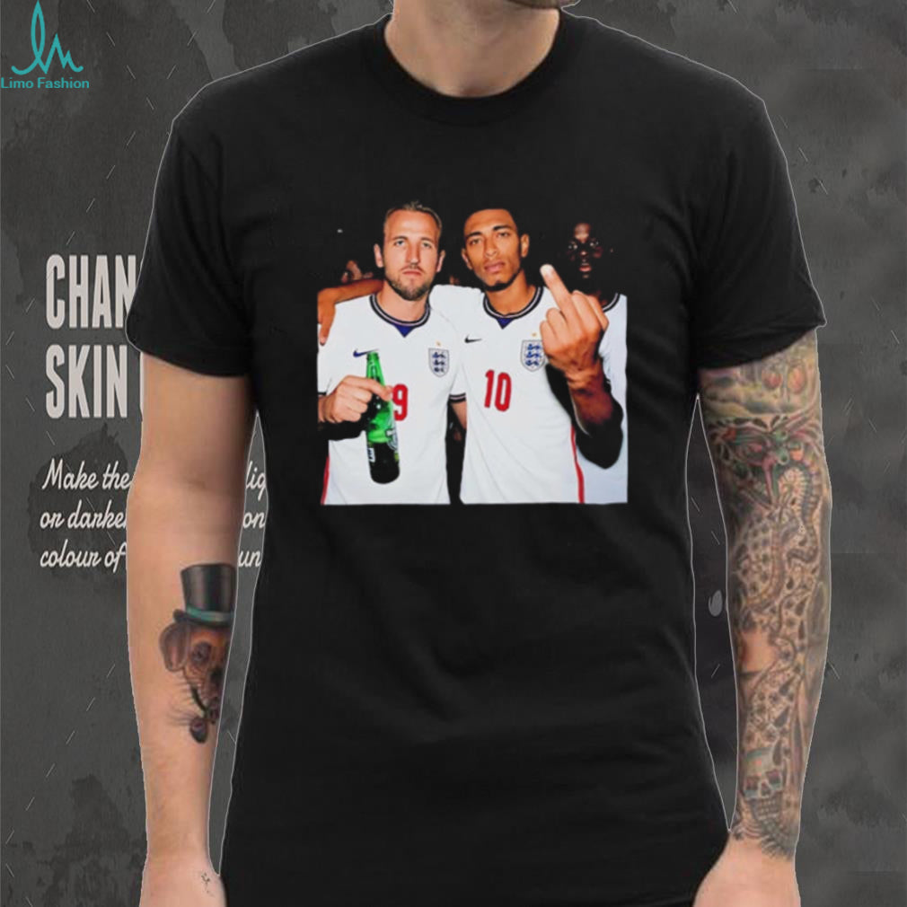 Harry Kane and Jude Bellingham England 2026 World Cup middle finger shirt