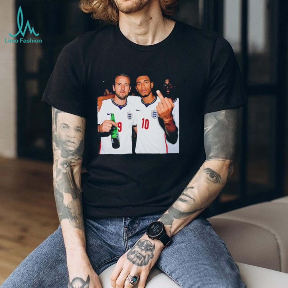 Harry Kane and Jude Bellingham England 2026 World Cup middle finger shirt