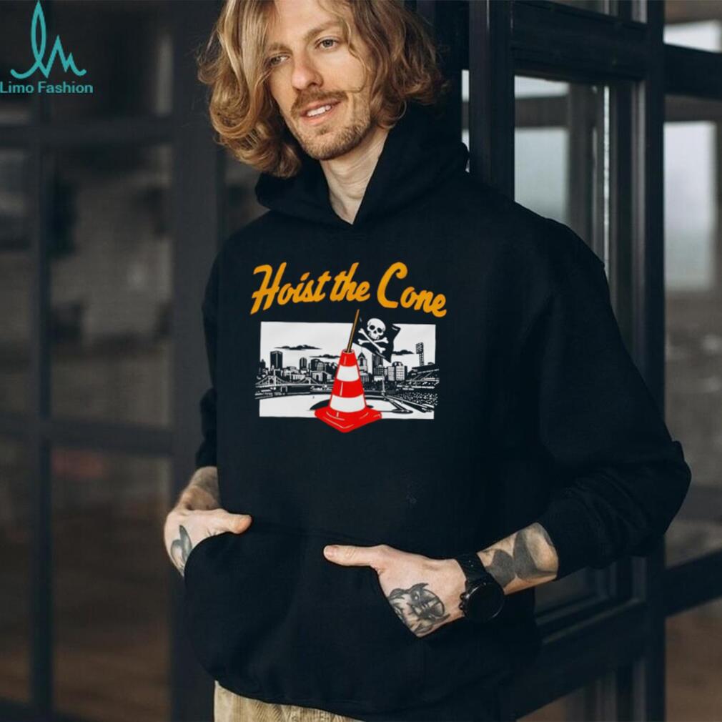 Hoist The Cone Pittsburgh Pirates Baseball Fan City Skyline T Shirt