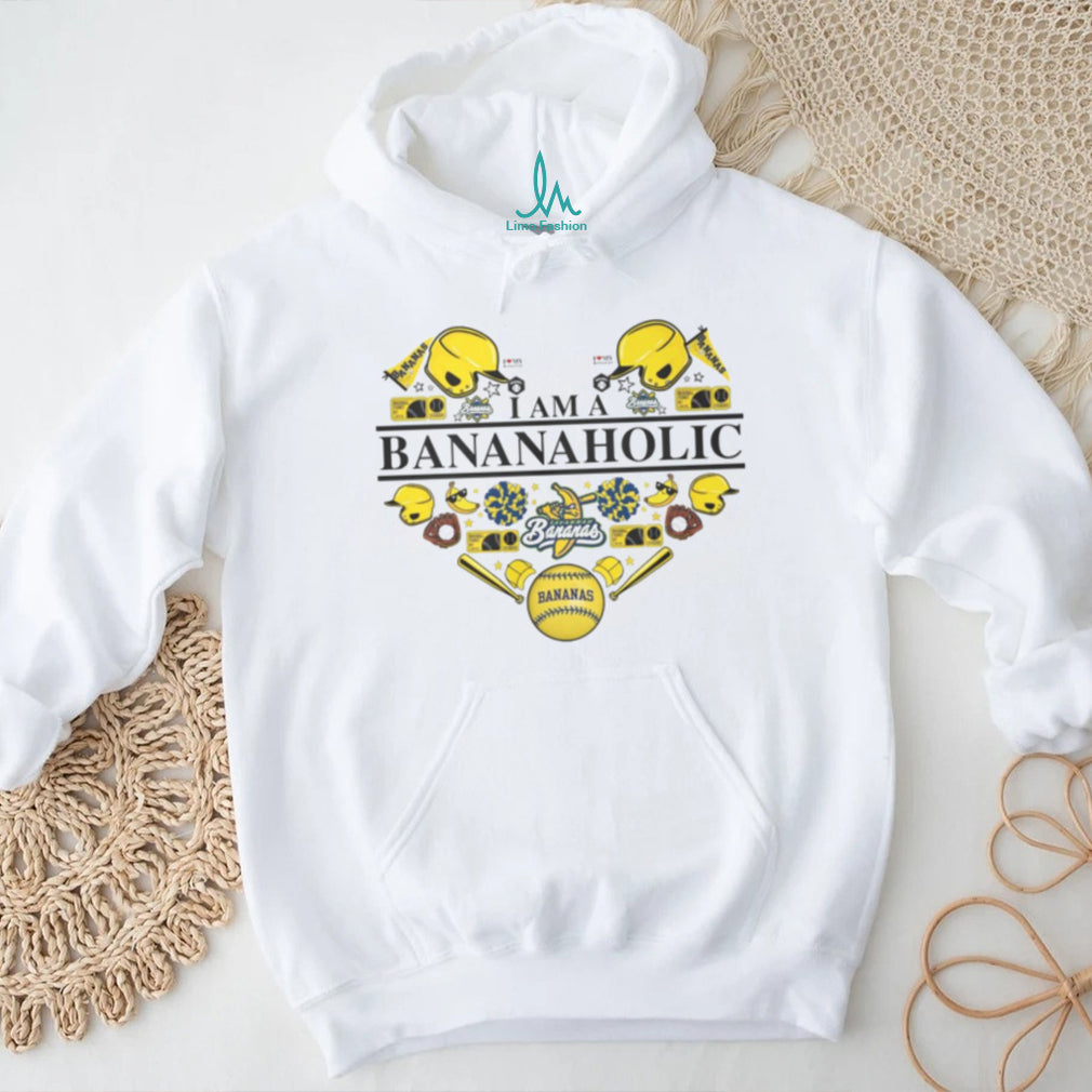I Am A Bananaholic Heart Baseball Gear Savannah Fan T Shirt