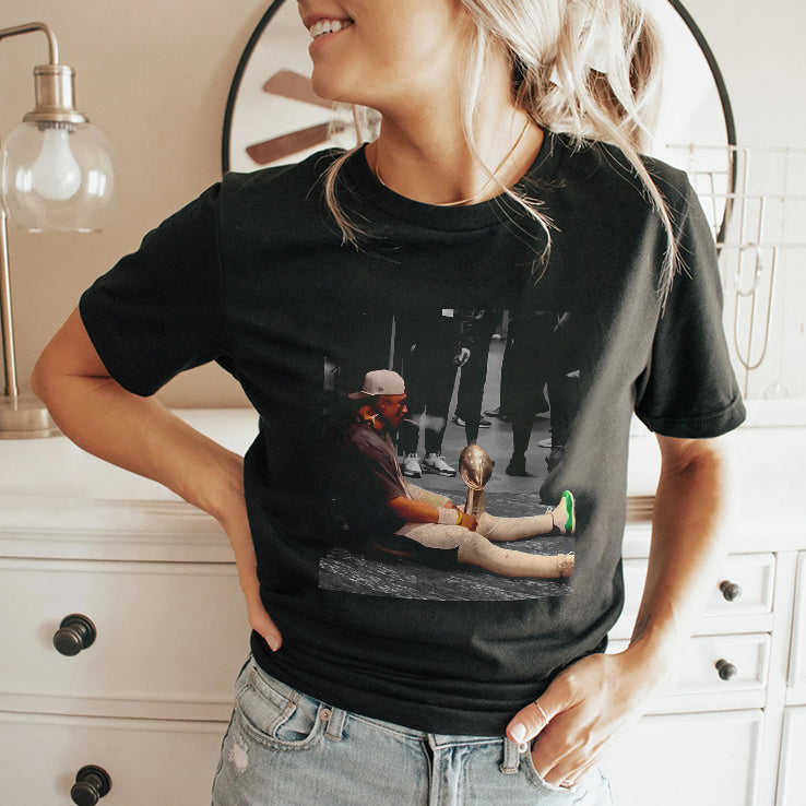 Jalen Hurts Celly Cigar Trophy Fan Gift T Shirt