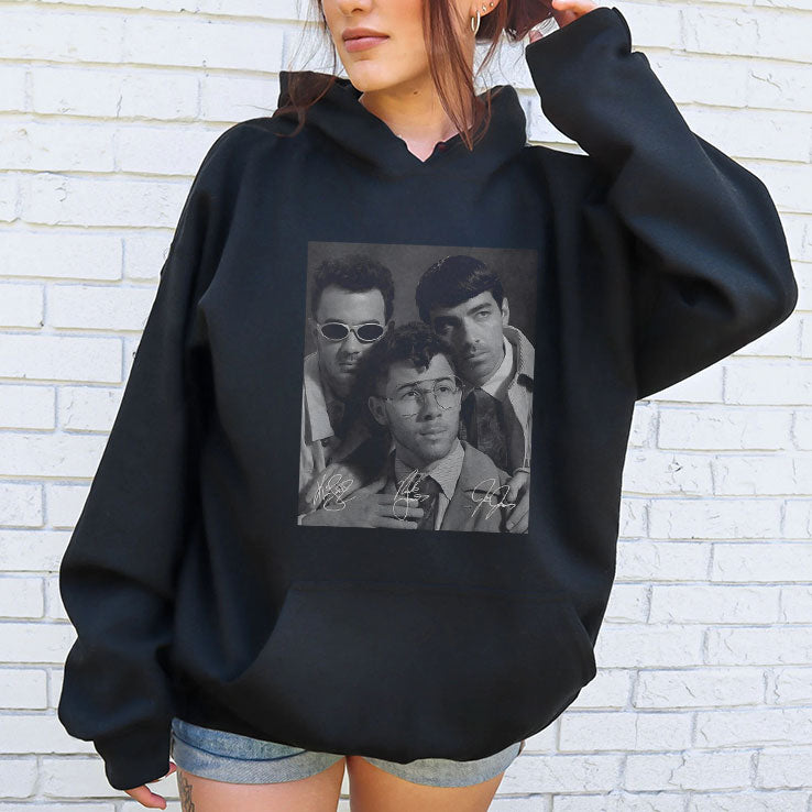 Jonas Brothers Living The Dream Tour Shirt