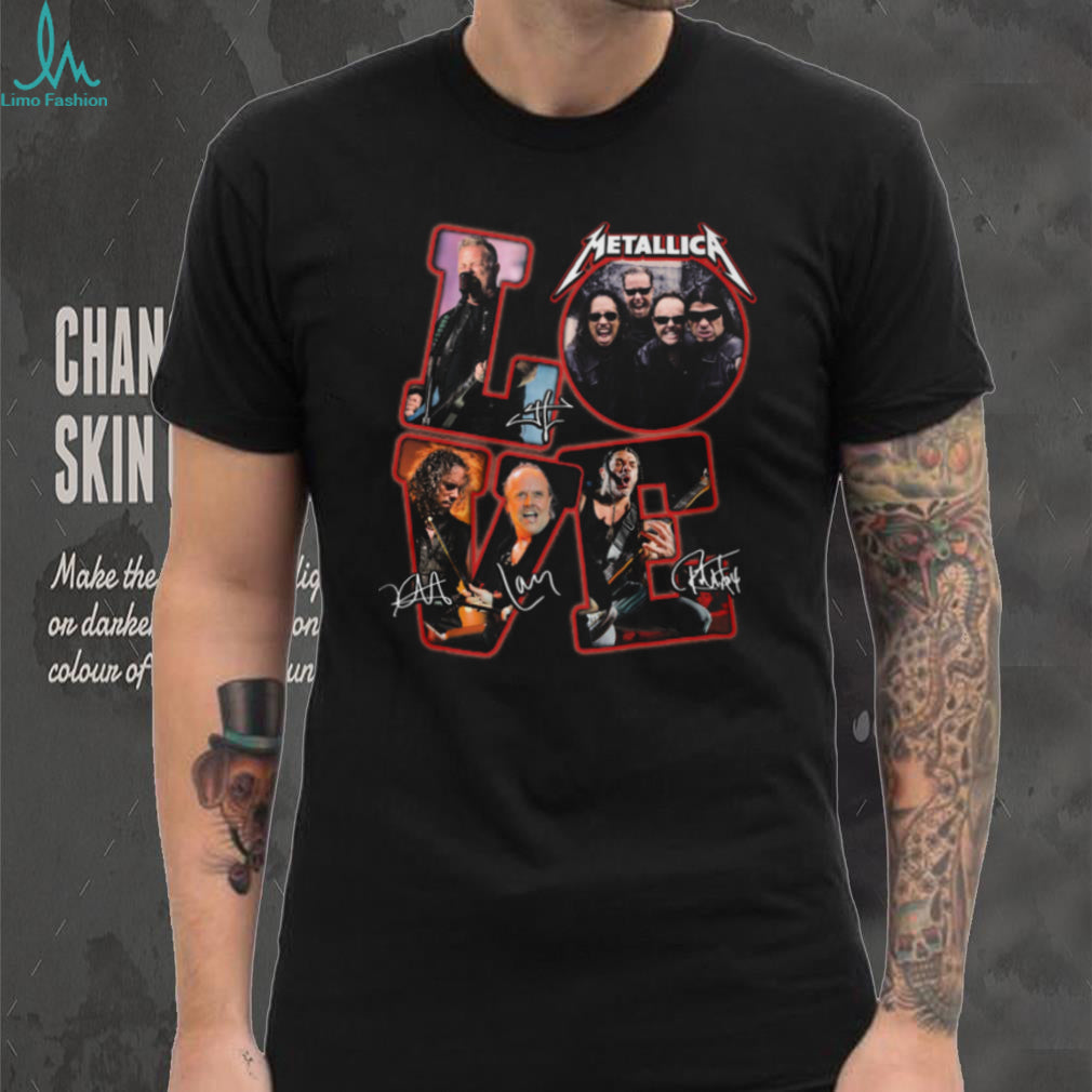 Metallica LOVE Red Graphic Signatures Band Photo T Shirt