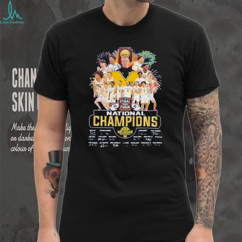Michigan Wolverines 2026 National Champions Team Roster & Signatures T Shirt
