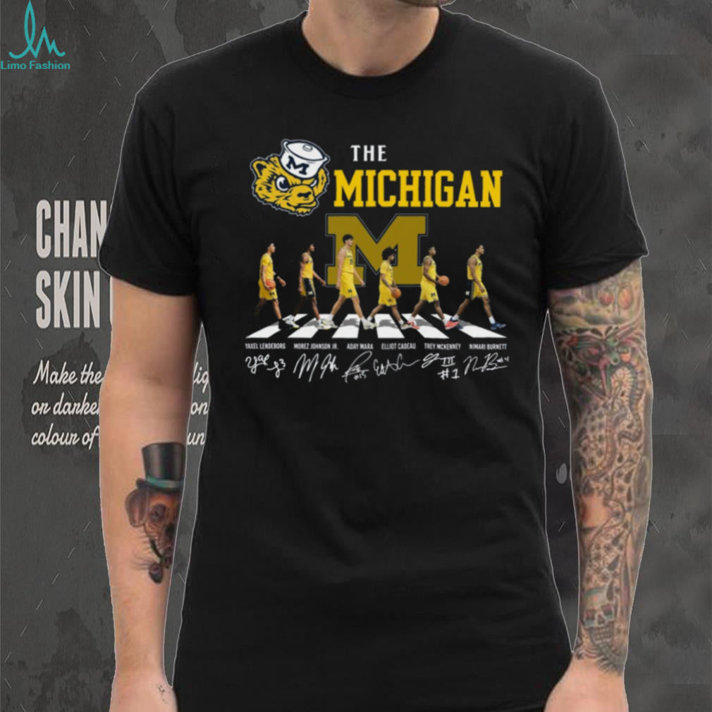 Michigan Wolverines Basketball Abbey Road Signatures Team Coffee T Shirt
