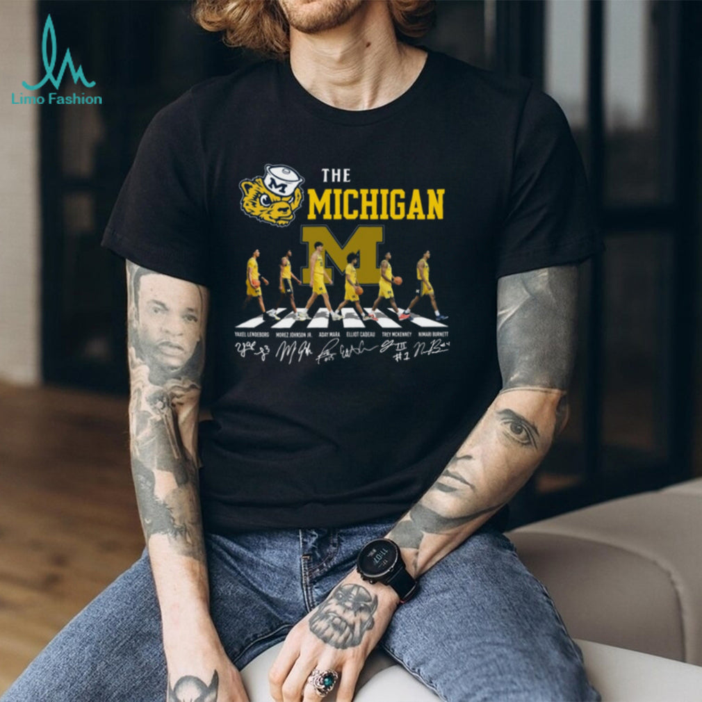 Michigan Wolverines Basketball Abbey Road Signatures Team Coffee T Shirt