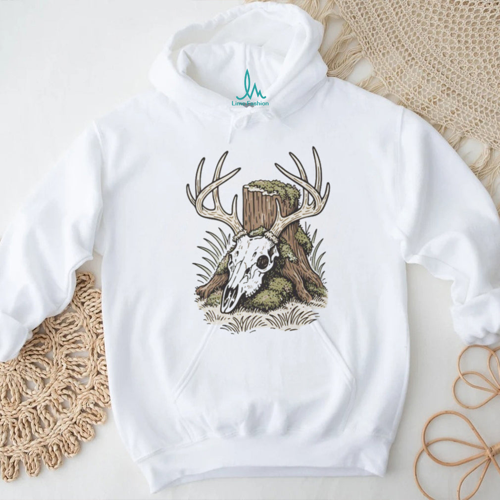 Mossy Deer Skull Antlers Forest Stump Hunting Graphic T shirt