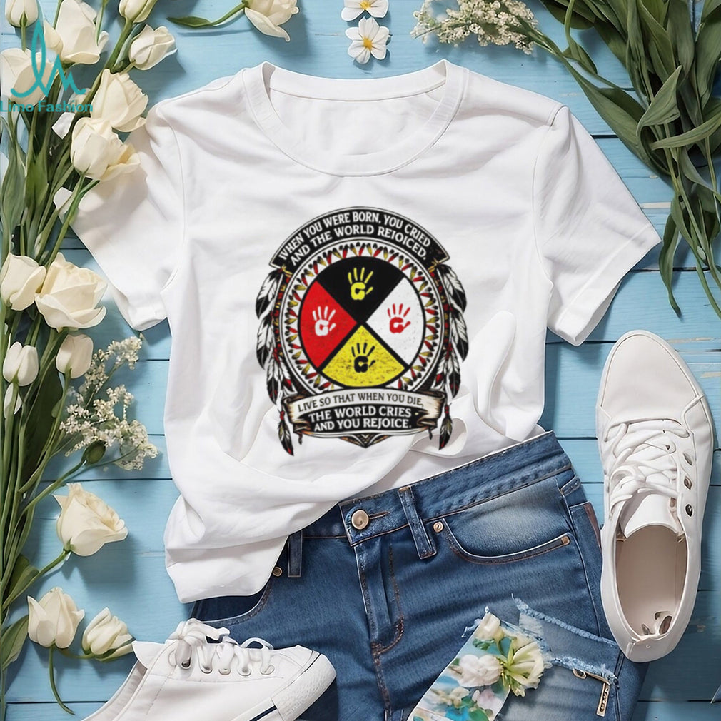 Native American Medicine Wheel Wisdom Quote Graphic T shirt