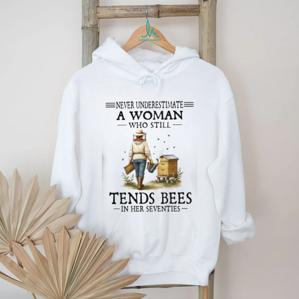 Never Underestimate A Woman Who Still Tends Bees In Her Seventies Retro Beekeeper T Shirt