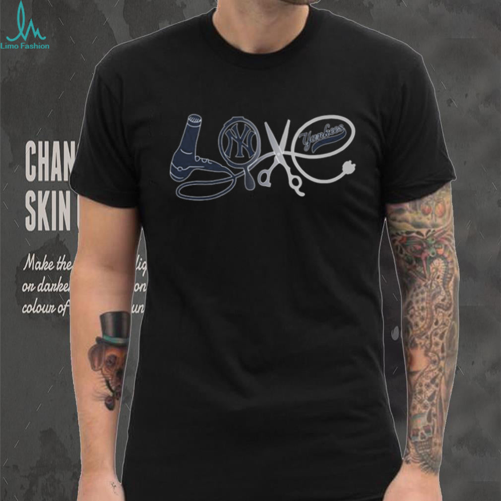 New York Yankees Love Hair Stylist Cosmetology Tools Graphic T Shirt