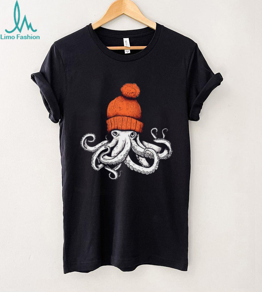 Octopus Wearing Orange Beanie Knit Hat T Shirt