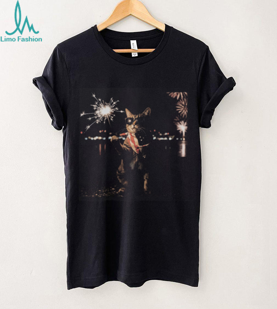 Patriotic American Flag Cat With Sparkler July 4th Graphic Shirt