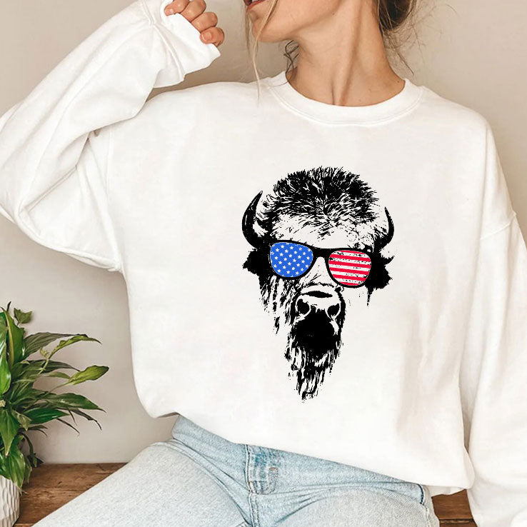Patriotic Buffalo USA Flag American Red White Blue Sunglasses T Shirt