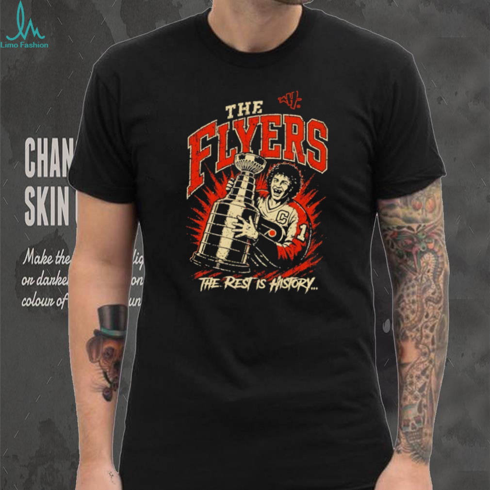 Philadelphia Flyers Bobby Clarke Stanley Cup Champion Vintage Retro Style Men Fans T Shirt