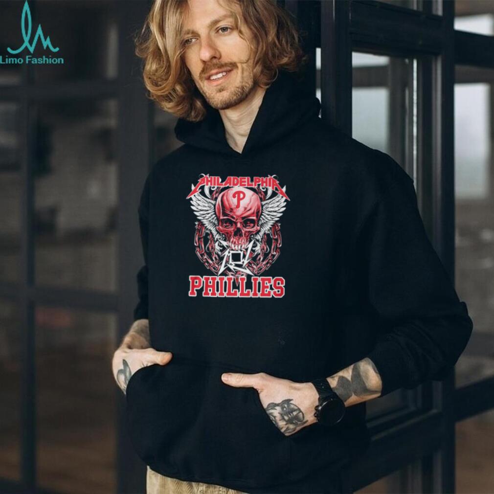 Philadelphia Phillies Red Skull With White Wings And Heavy Metal Chains T Shirt