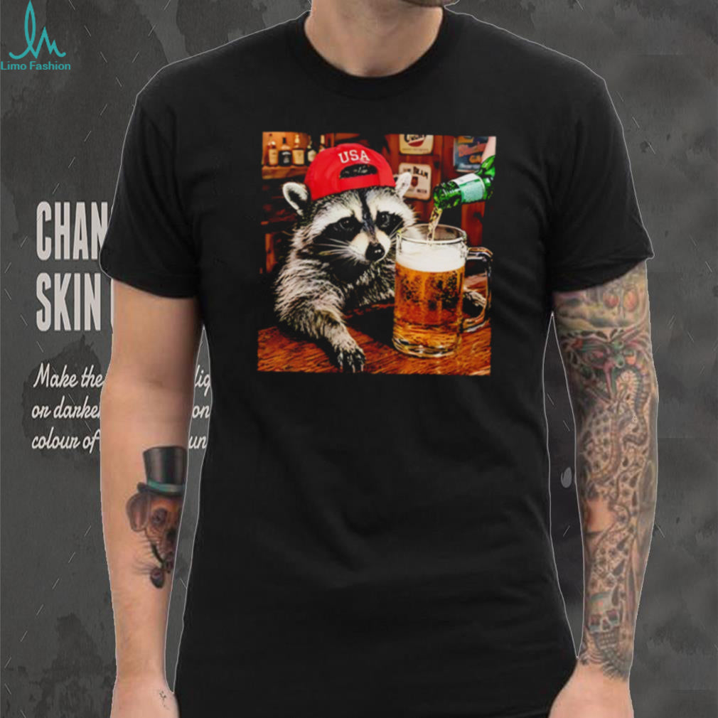 Raccoon Wearing USA Red Hat Drinking Beer Bar Scene T Shirt