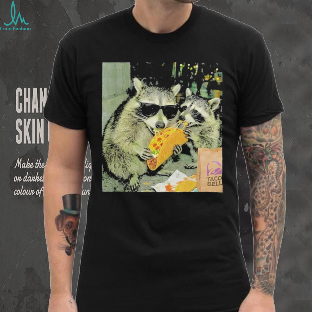 Raccoons Eating Taco Bell Mexican Food Humor Graphic T Shirt