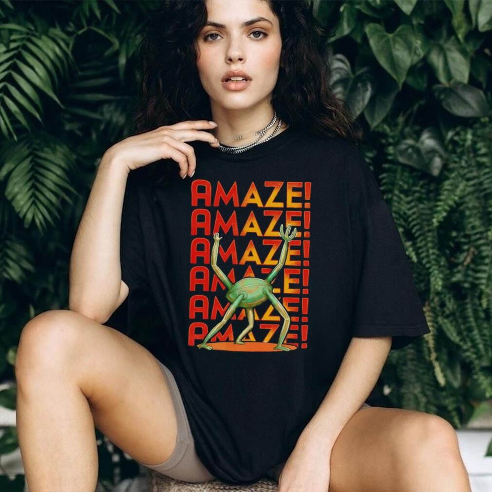 Retro Amaze! Green Robot Dancing Graphic T Shirt