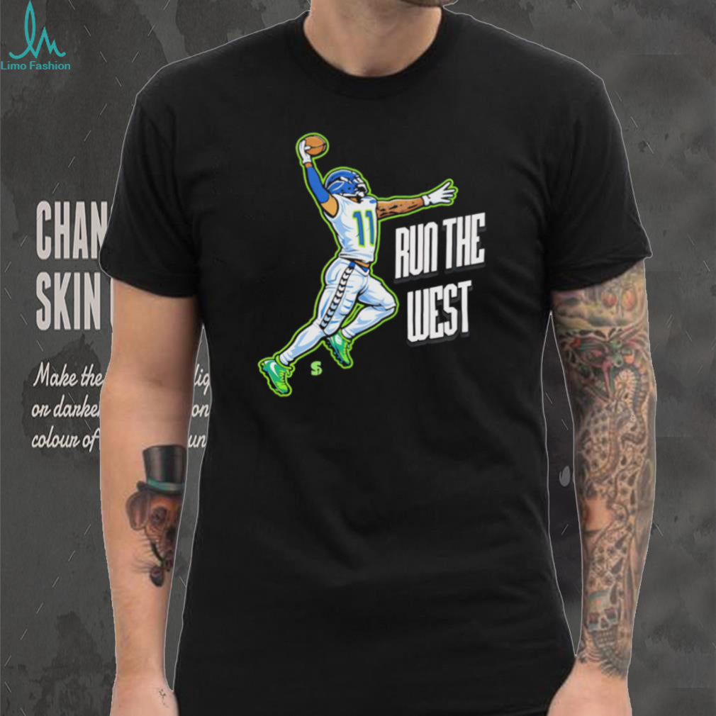 Run The West Seattle Football Number 11 Catch Illustration Men Fans Sports T Shirt