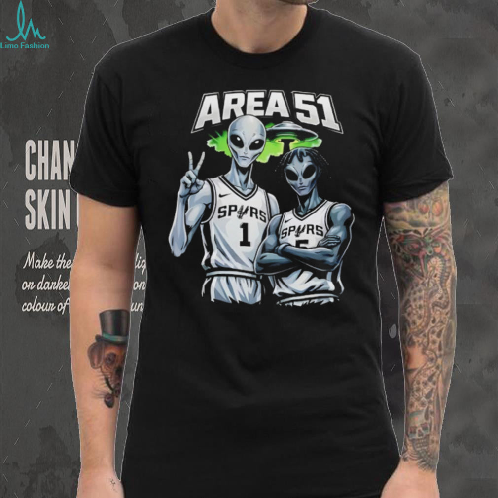 San Antonio Spurs Basketball Aliens Victor Wembanyama and Stephon Castle Area 5 1 shirt