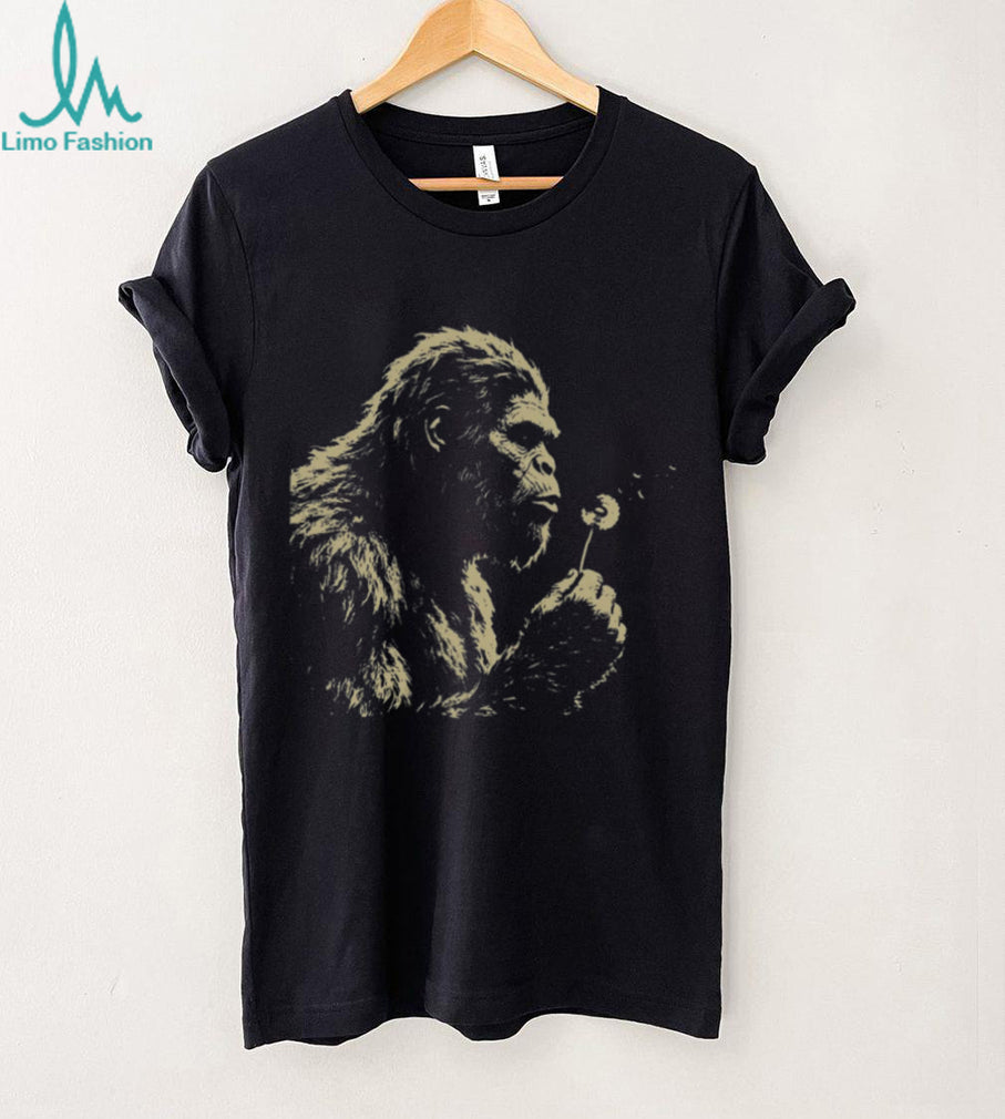 Sasquatch Bigfoot Blowing Dandelion Nature Aesthetic Graphic T Shirt