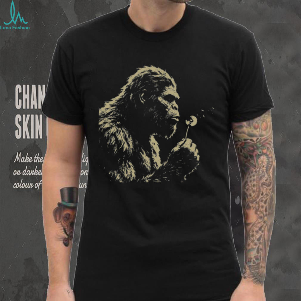 Sasquatch Bigfoot Blowing Dandelion Nature Aesthetic Graphic T Shirt