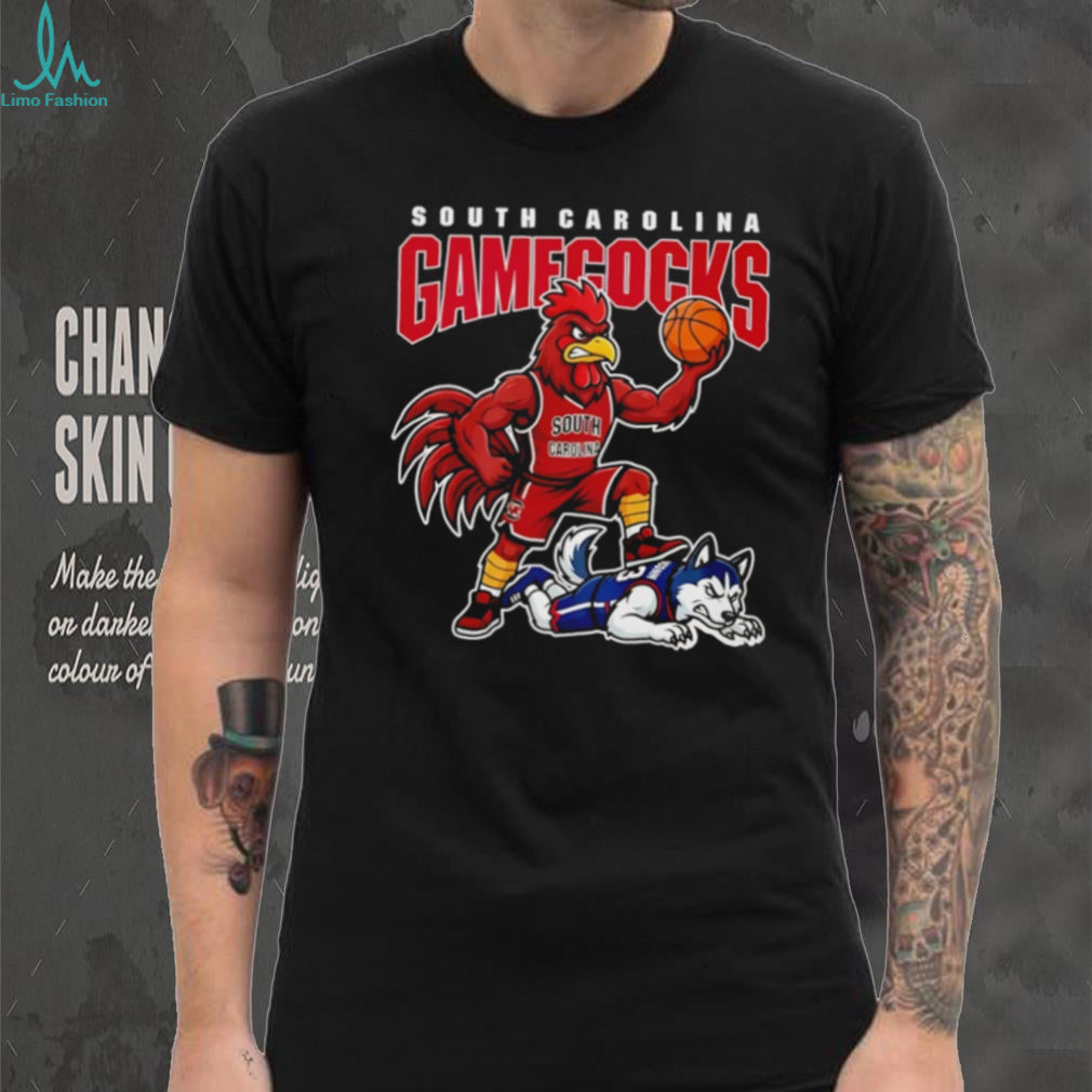South Carolina Gamecocks vs UConn Huskies Basketball Rivalry Graphic T Shirt