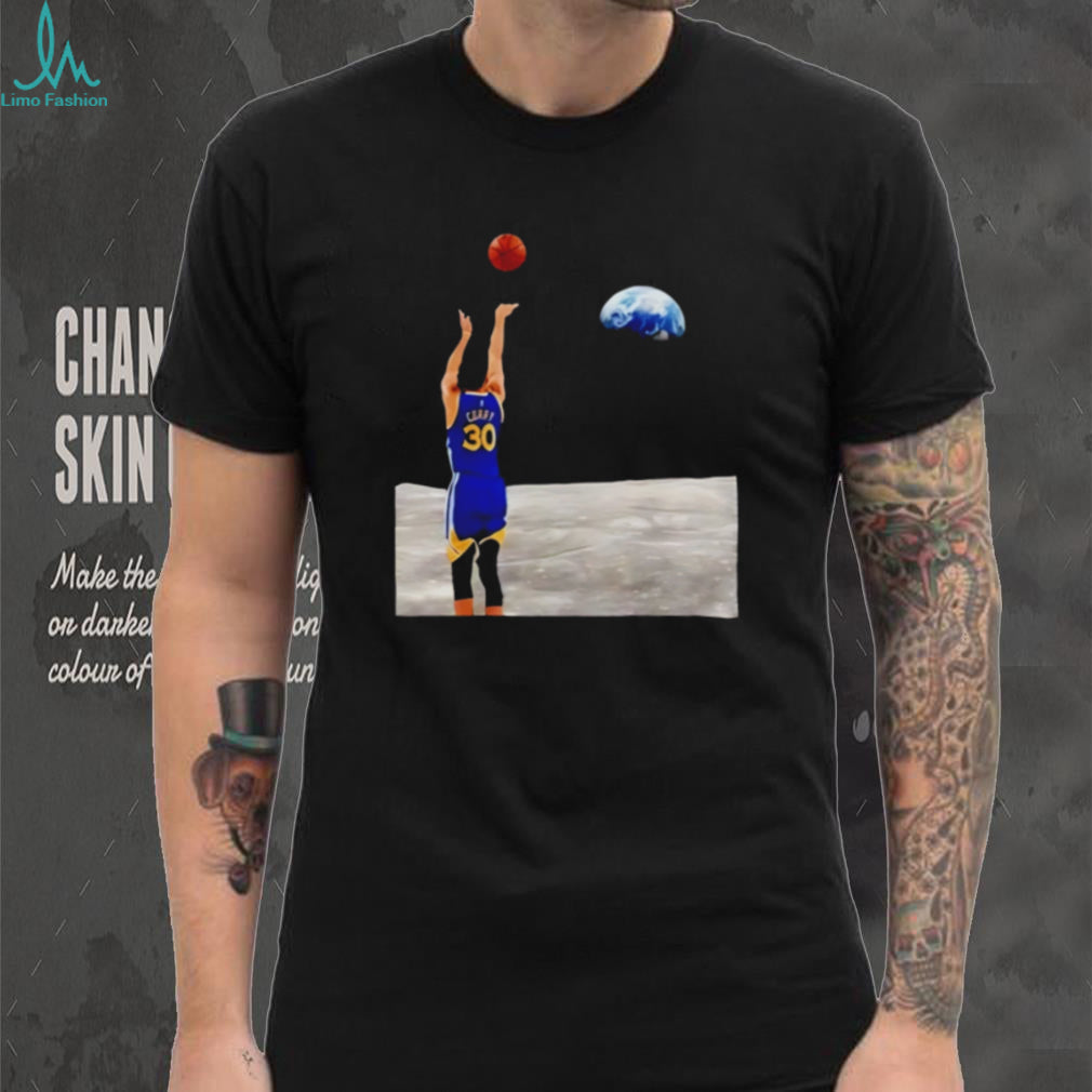 Stephen Curry 30 Moon Shot Space Dunk Earth View Basketball Graphic T Shirt