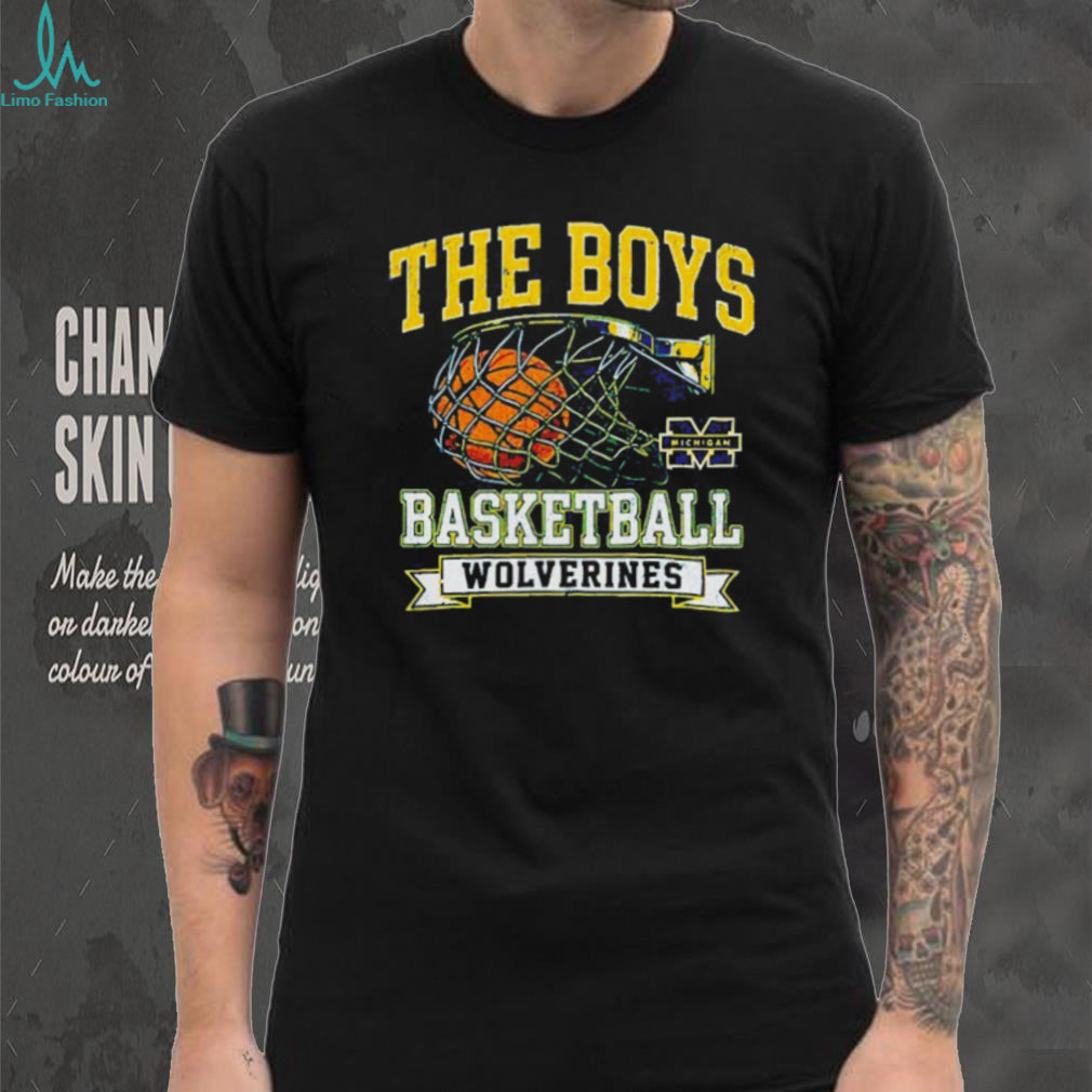 The Boys Michigan Wolverines Basketball Vintage Style T Shirt