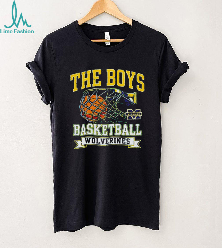 The Boys Michigan Wolverines Basketball Vintage Style T Shirt
